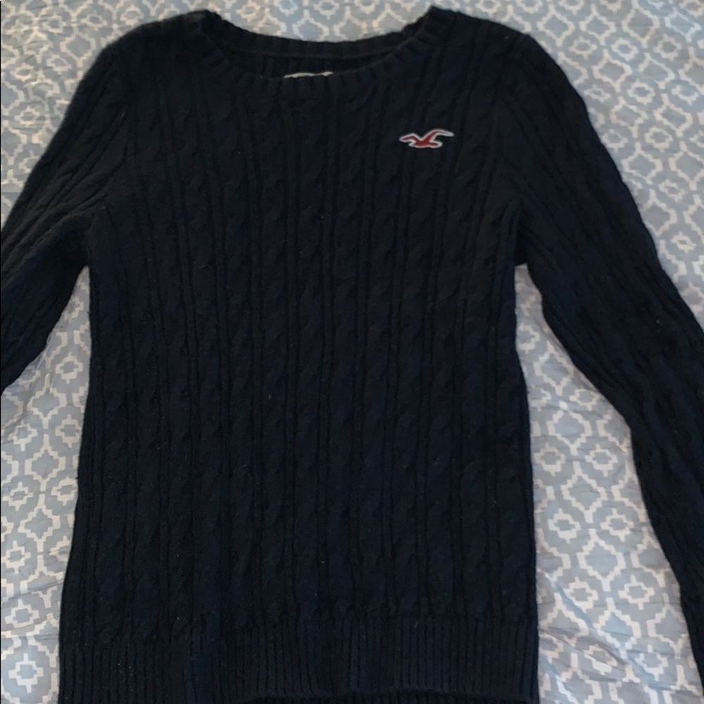 Hollister sweater